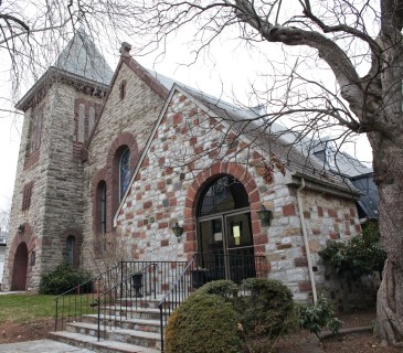 Photo of St. James' Episcopal Church